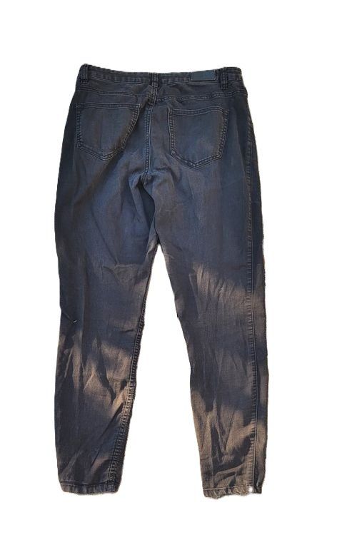 Vero Moda Pantaloni: Schwarze Jeans Vero Moda Gr. 31 / 32 – Usato da Füllinsdorf venduto da Sunnebliemli7 1