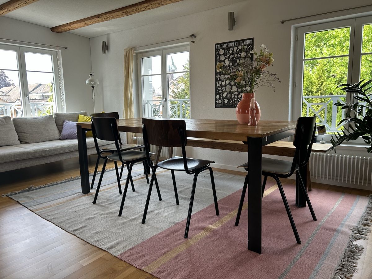 Tables: Holztisch, Esstisch, Massivholz, Eiche rustikal – D'occasion à Wil SG par Jonne 1
