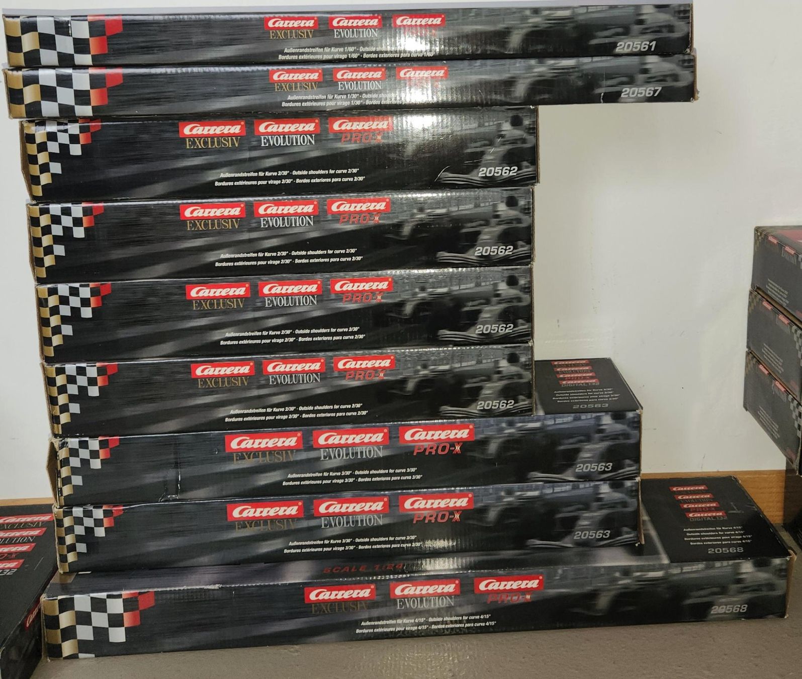 Carrera Circuits: Autorennbahn CARRERA Digital 132 – D'occasion à Beggingen par Traudi64 5