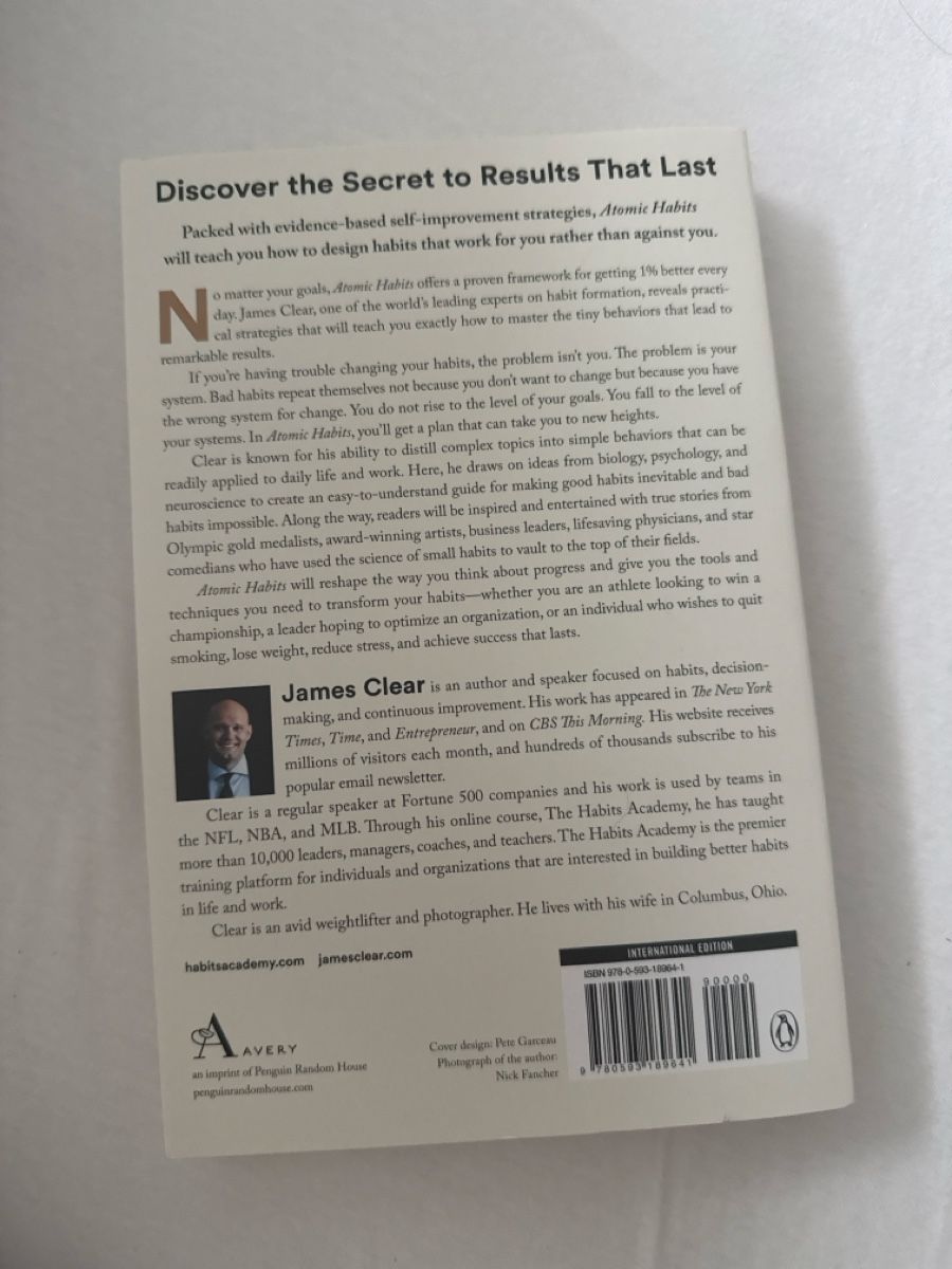 Bücher: Atomic Habits von James Clear, neu – Neu (gemäss Beschreibung) aus Horgen von sim_ksn9 1