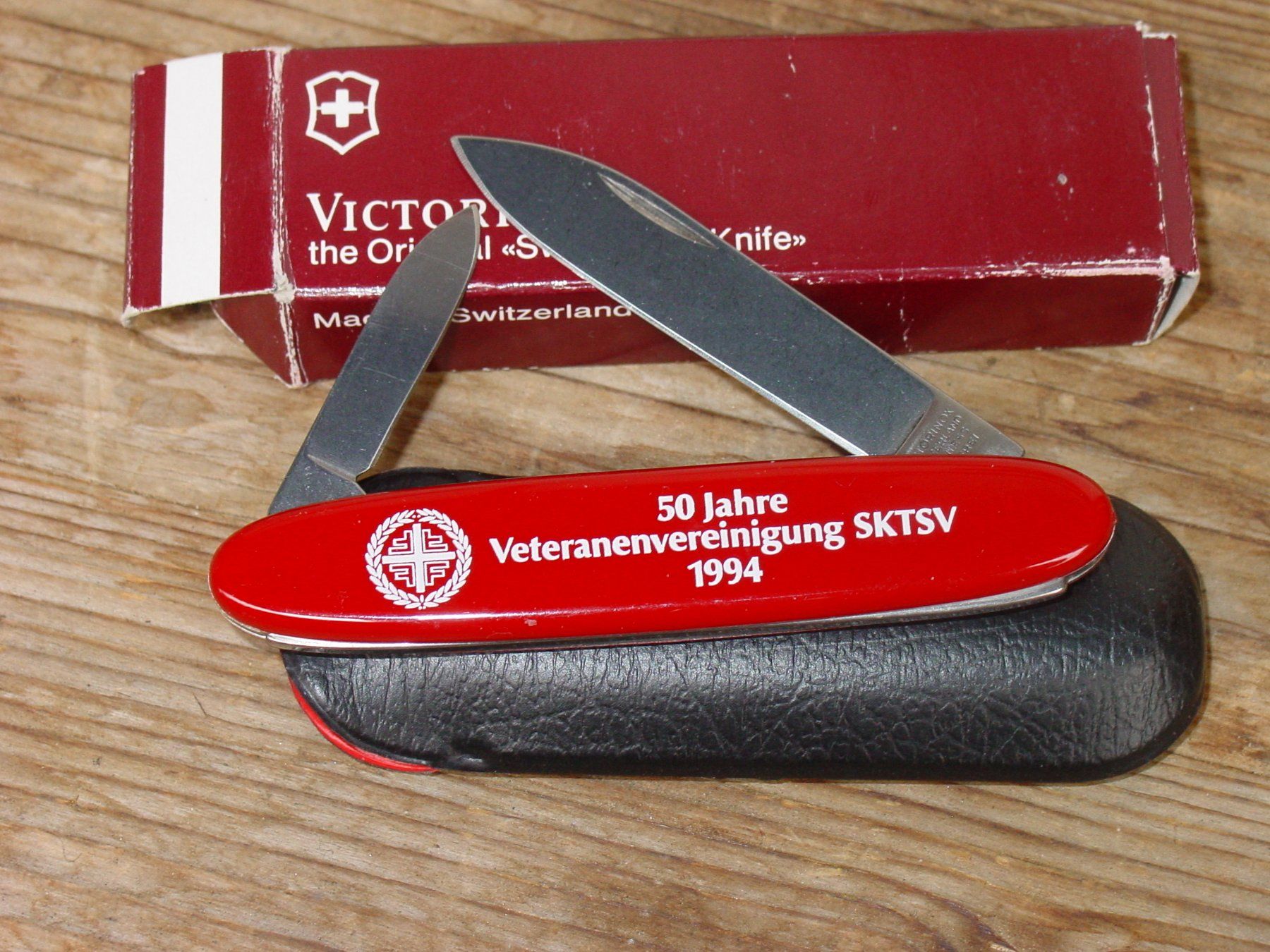 Victorinox Coltelli tascabile: Victorinox Messer von 1994 – Nuovo e nell'imballaggio originale da Ursenbach venduto da rekruten-shop 1