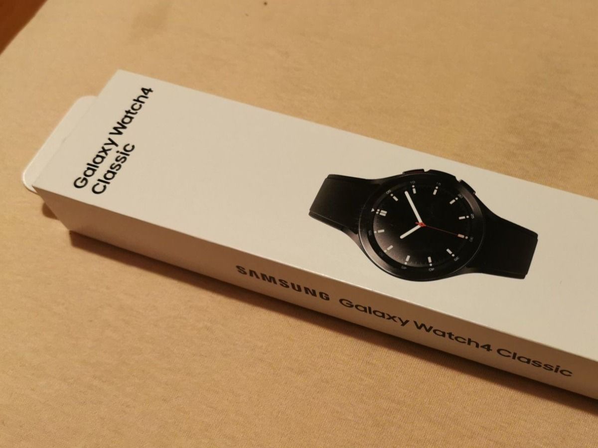 Samsung Smartwatch: Galaxy Watch 4 Classic – Neu (gemäss Beschreibung) aus St.Gallen von tharuna