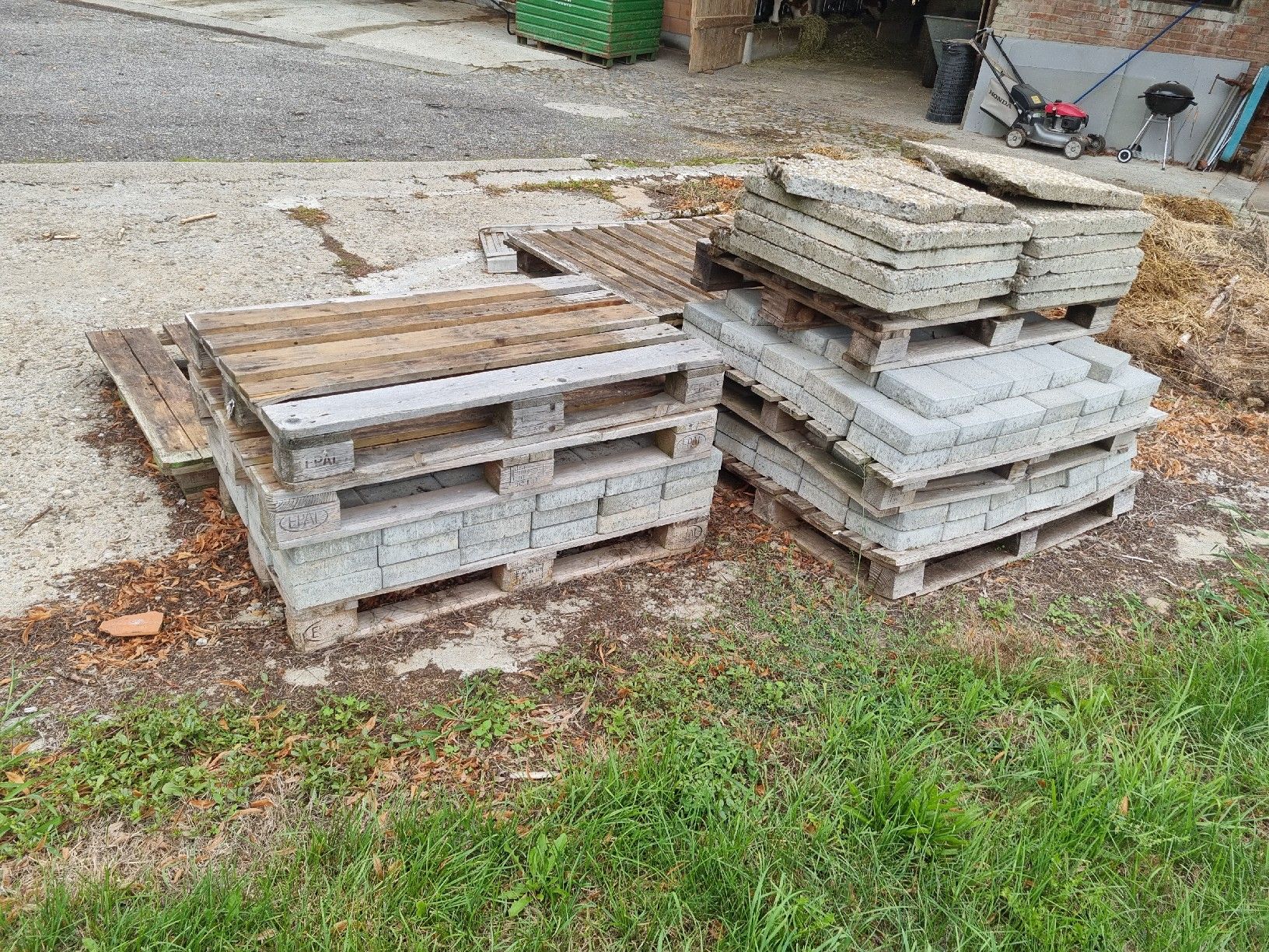 Bodenbeläge: gartenplatten – Gebraucht aus detligen von holztech