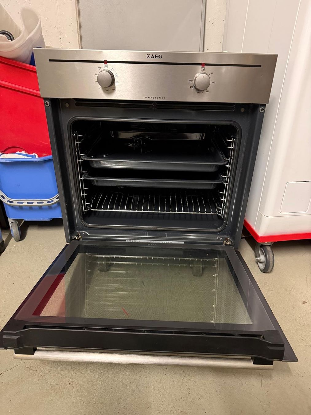 Appareils de cuisine: Offen AEG – D'occasion à Thalwil par peterson17 6
