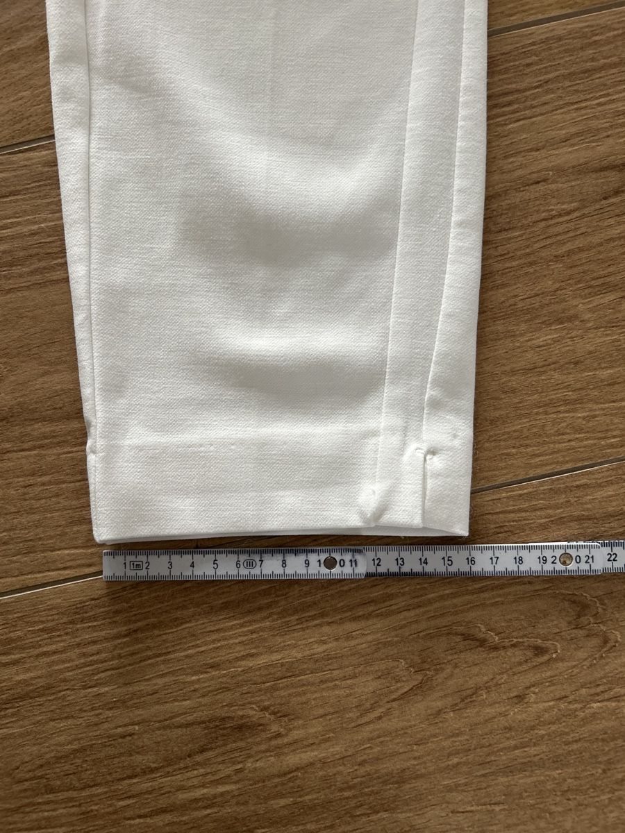 Comma Pantaloni: Weisse Comma Hose Gr. 34 – Usato da Worben venduto da AlliaB 4