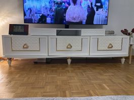 Fernsehmöbel