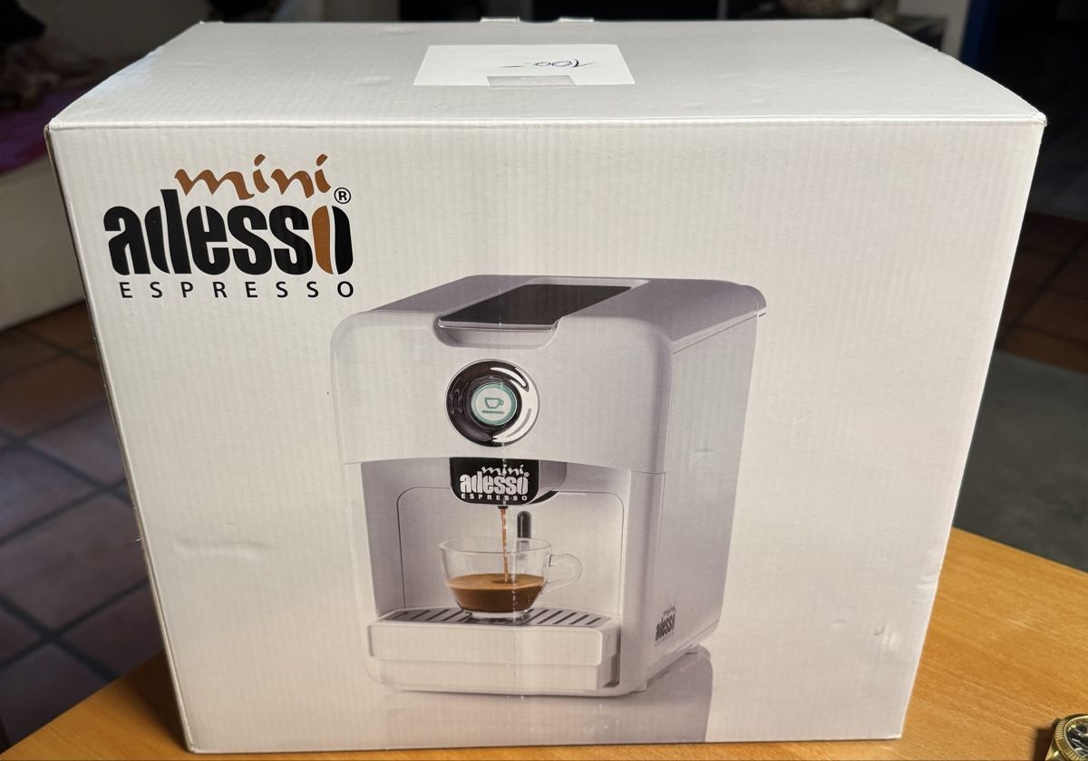 Macchine per caffè & Macchine per espresso: Adesso mini Espresso – Nuovo e nell'imballaggio originale da Andelfingen venduto da mue02