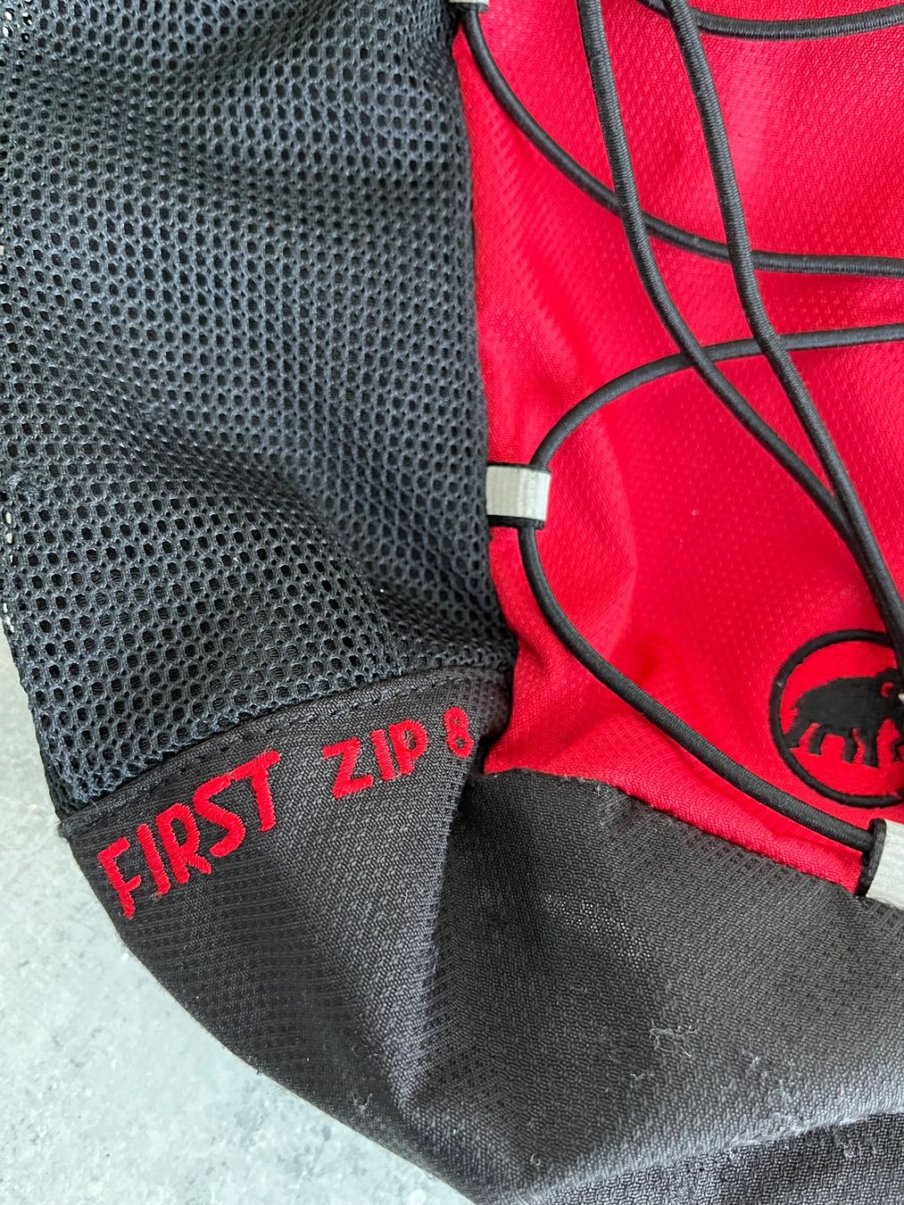 Mammut Borse & Zaini: MAMMUT First Zip 8 Kinderrucksack Tagesrucksack – Usato da Zollikofen venduto da spunk65 4