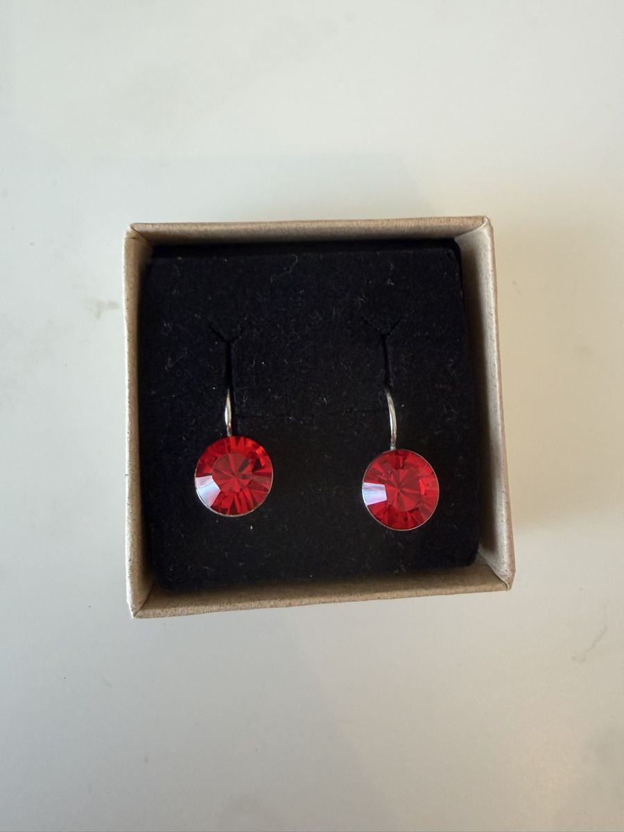 Swarovski Boucles d'oreille: Swarovski Ohrringe – D'occasion à LUZERN par Adriana_6005