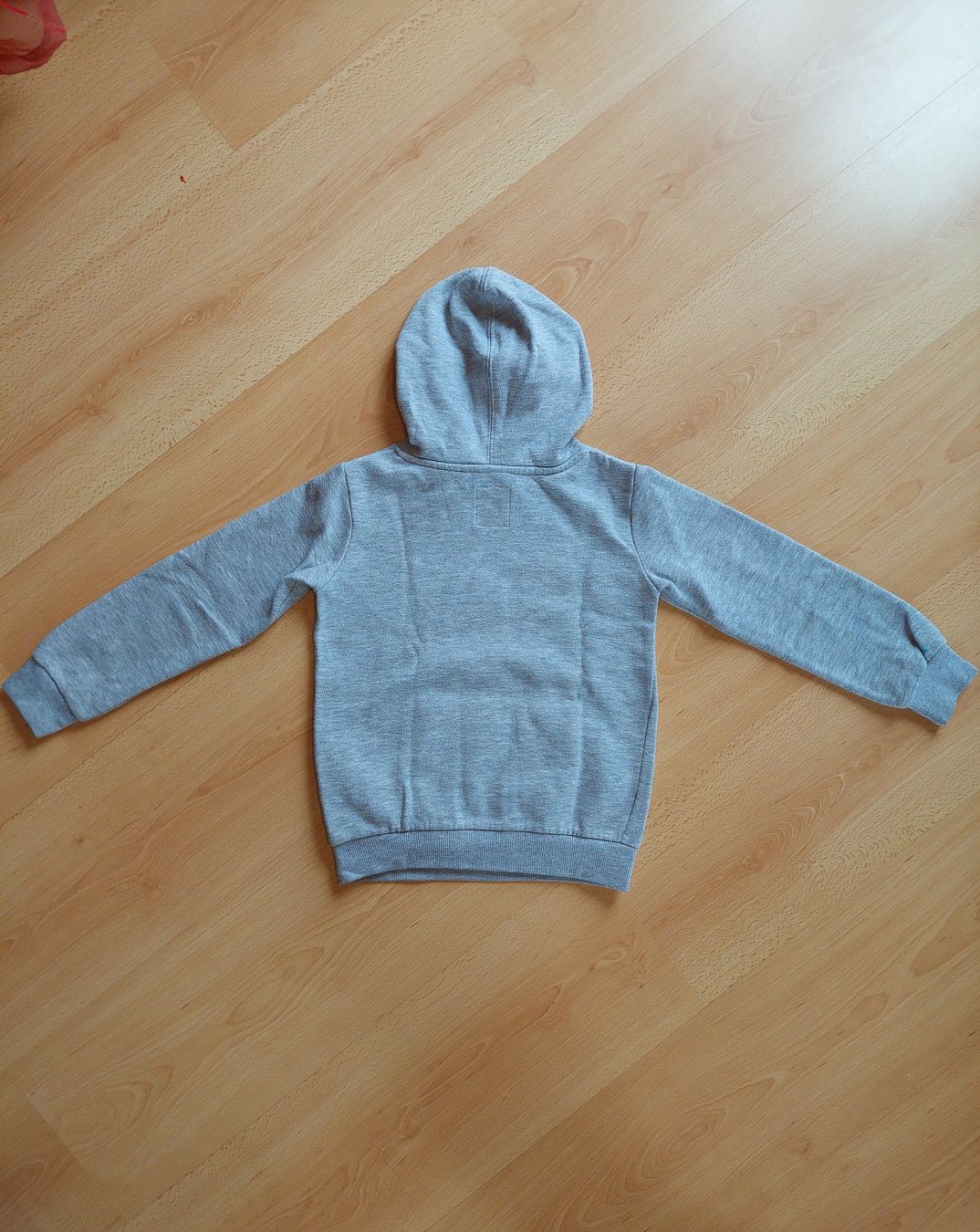 Levi's Pullover & Sweatshirts: Pull Levi’s taille 110 cm/ 5 ans – Gebraucht aus Épalinges von lola_vp_99 2