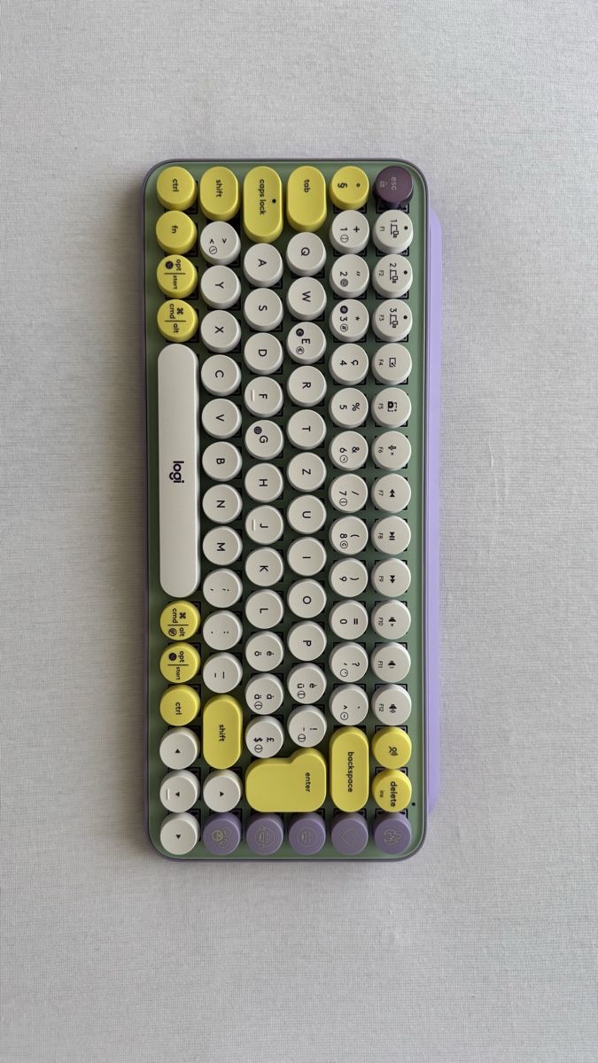 Logitech Tastaturen: Logitech POP Keys – Neu (gemäss Beschreibung) aus Cham von valeria.x 1