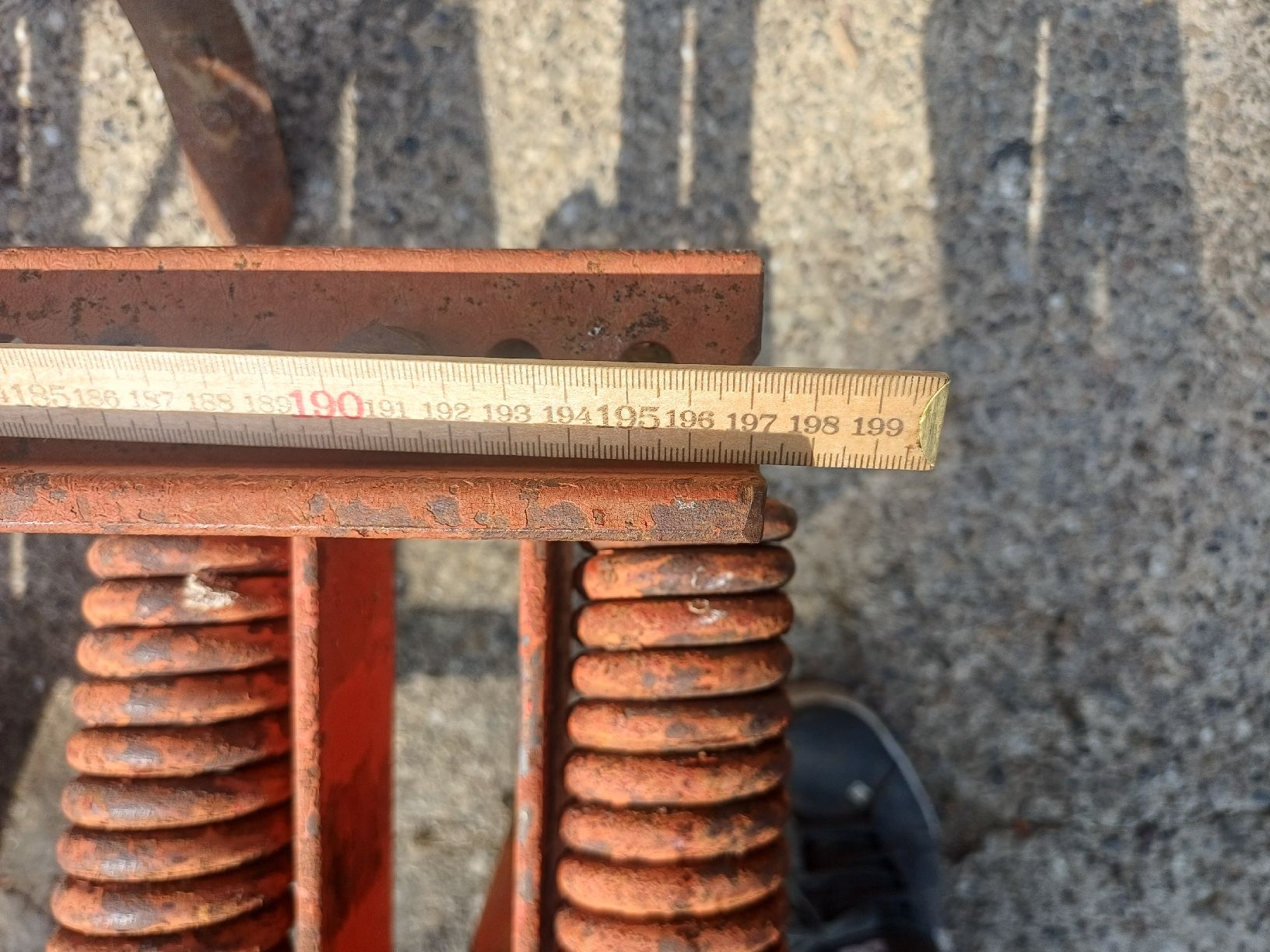 Massey Ferguson Traktoren: Massey Ferguson  – Gebraucht aus Schmidigen-Mühlew von lanz84 5