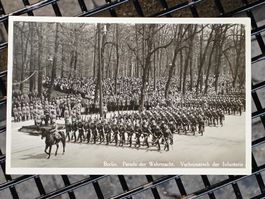 Echt Photo Karte / Berlin - Parade der Wehrmacht ca. 1939
