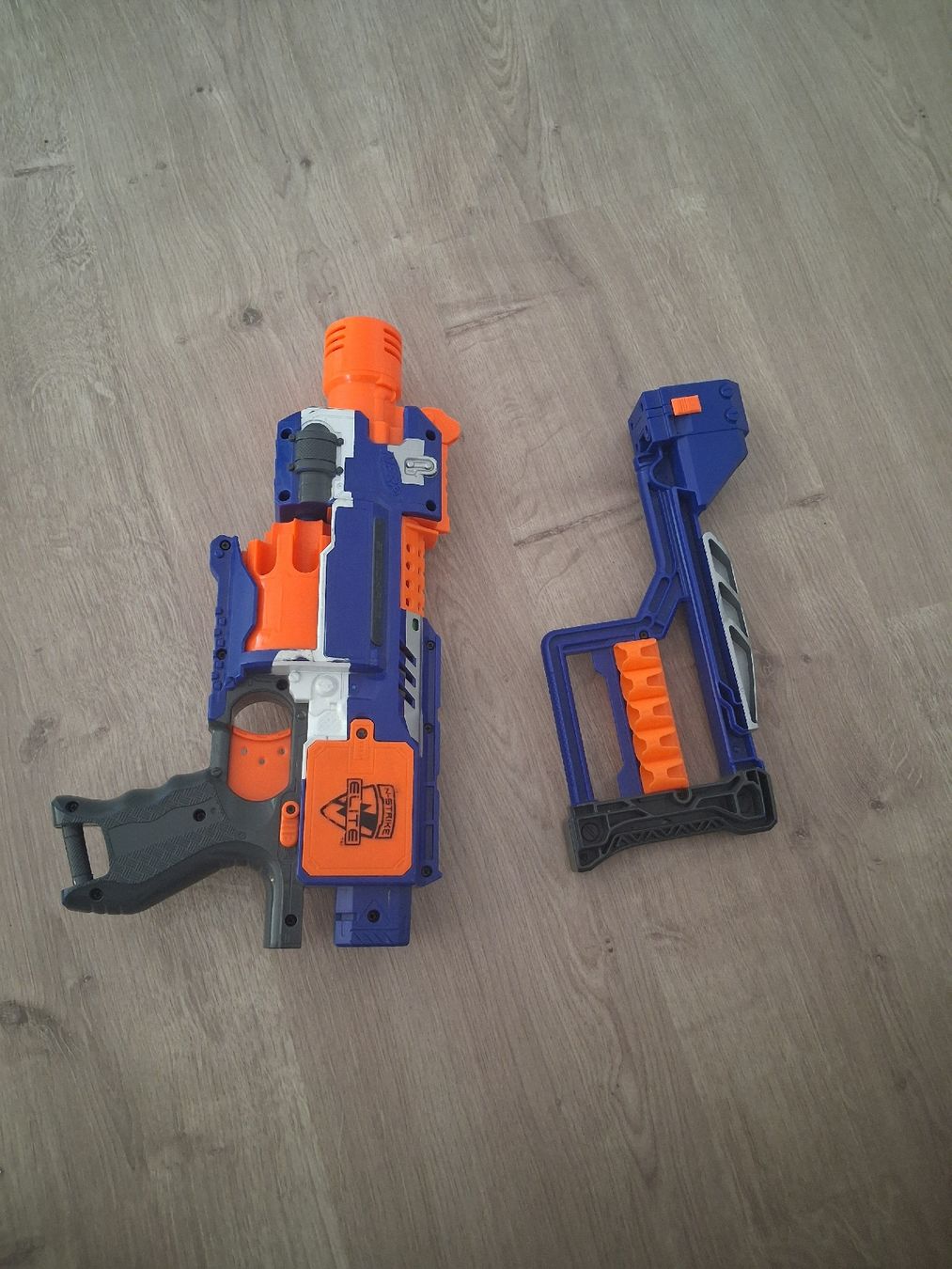 Nerf Jouets: Nerf Elektrisch – D'occasion à Ried b. Kerzers par Juere76 1