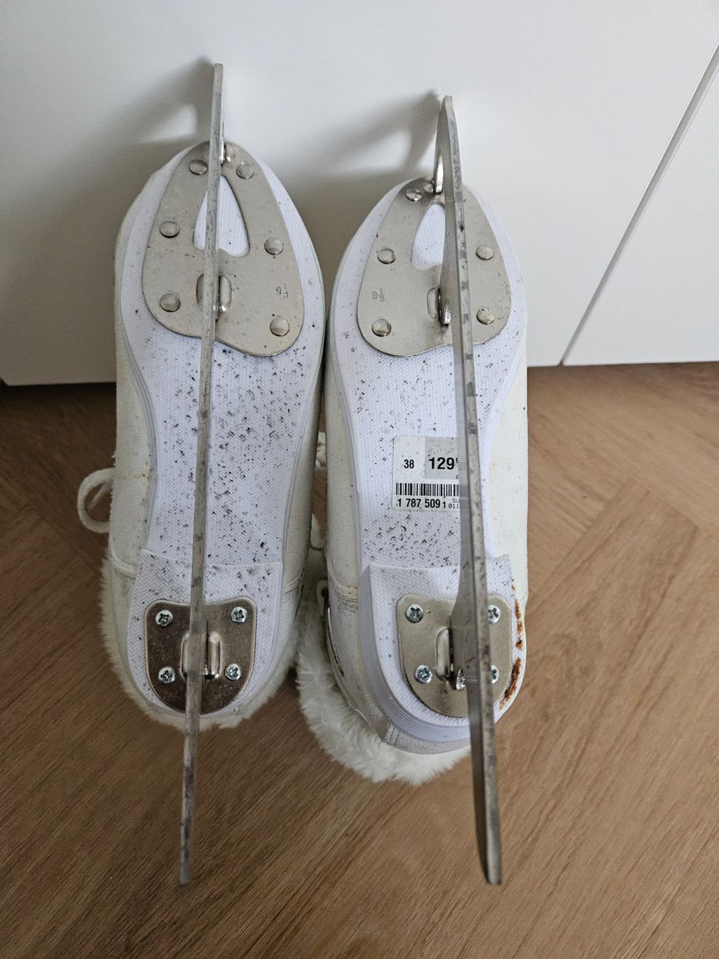 Pattini da ghiaccio: Damen Schlittschuhe Grösse 38 – Usato da Balzers venduto da Mueggelin 1