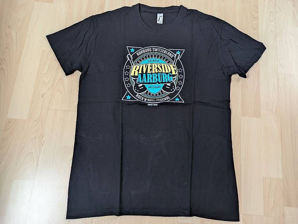 T-Shirts: Riverside Festival Shirt – Gebraucht aus Rothrist von Eclipsech