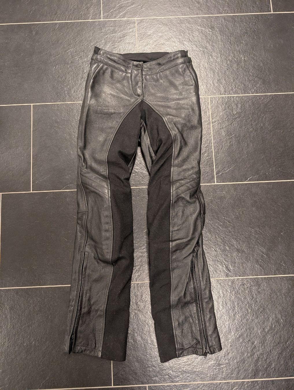 IXS Pantaloni: IXS Mottoradhose Damen Leder 34 – Usato da Wald ZH venduto da rammyly