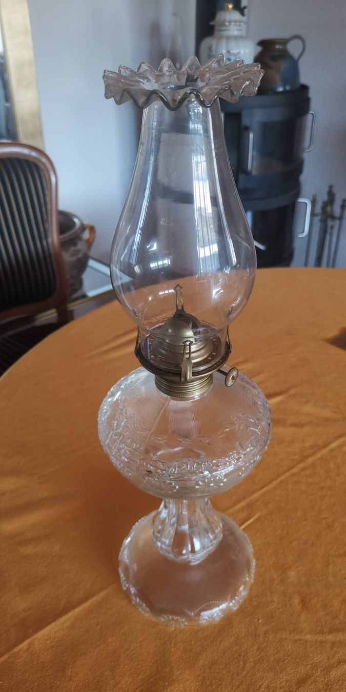 Lampade: Antike Glas Lampe – Usato da Hausen AG venduto da inf_c5y7