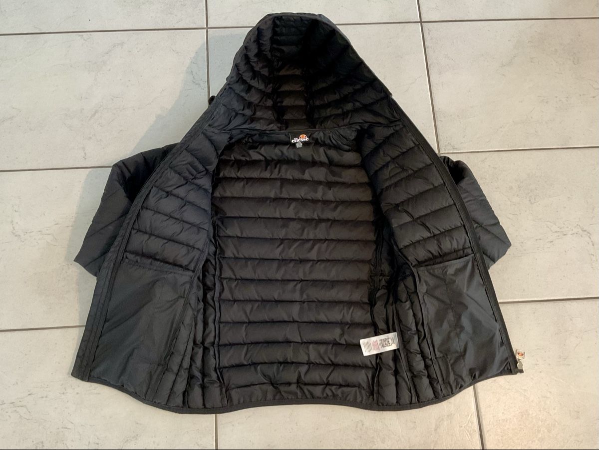 Ellesse Giacche & Cappotti: ELLESSE Winterjacke Grösse 152/158 – Usato da Wenslingen venduto da dusty77 2
