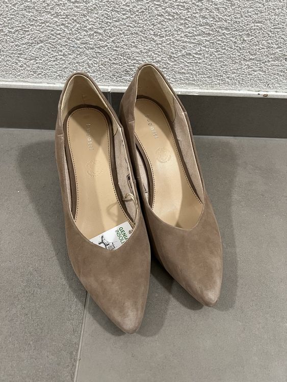 Bugatti Chaussures femmes: Block heel suede pumps – Neuf (Voir description) à Prangins par ale_f88f 2