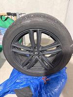 Roue d'été  complet 17" quasi neuf 