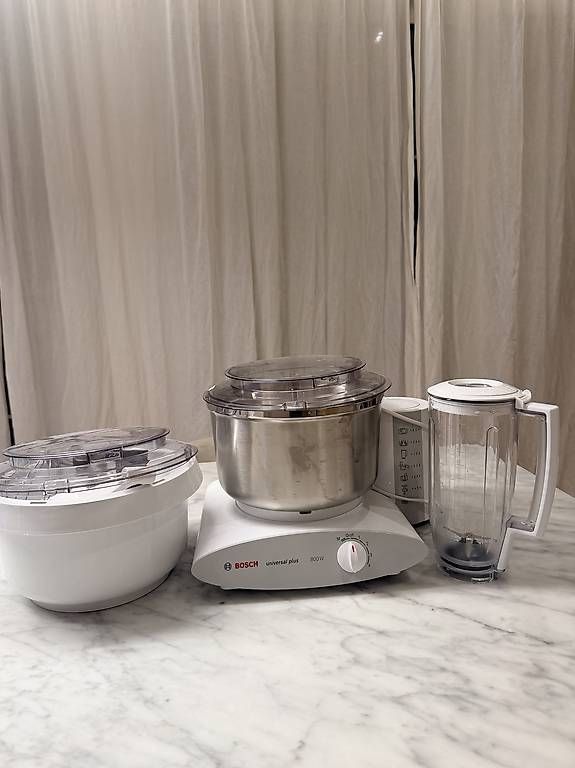 Elettrodomestici da cucina: Bosch Universal Plus Küchenmaschine – Usato da Roggwil TG venduto da est_r5x7
