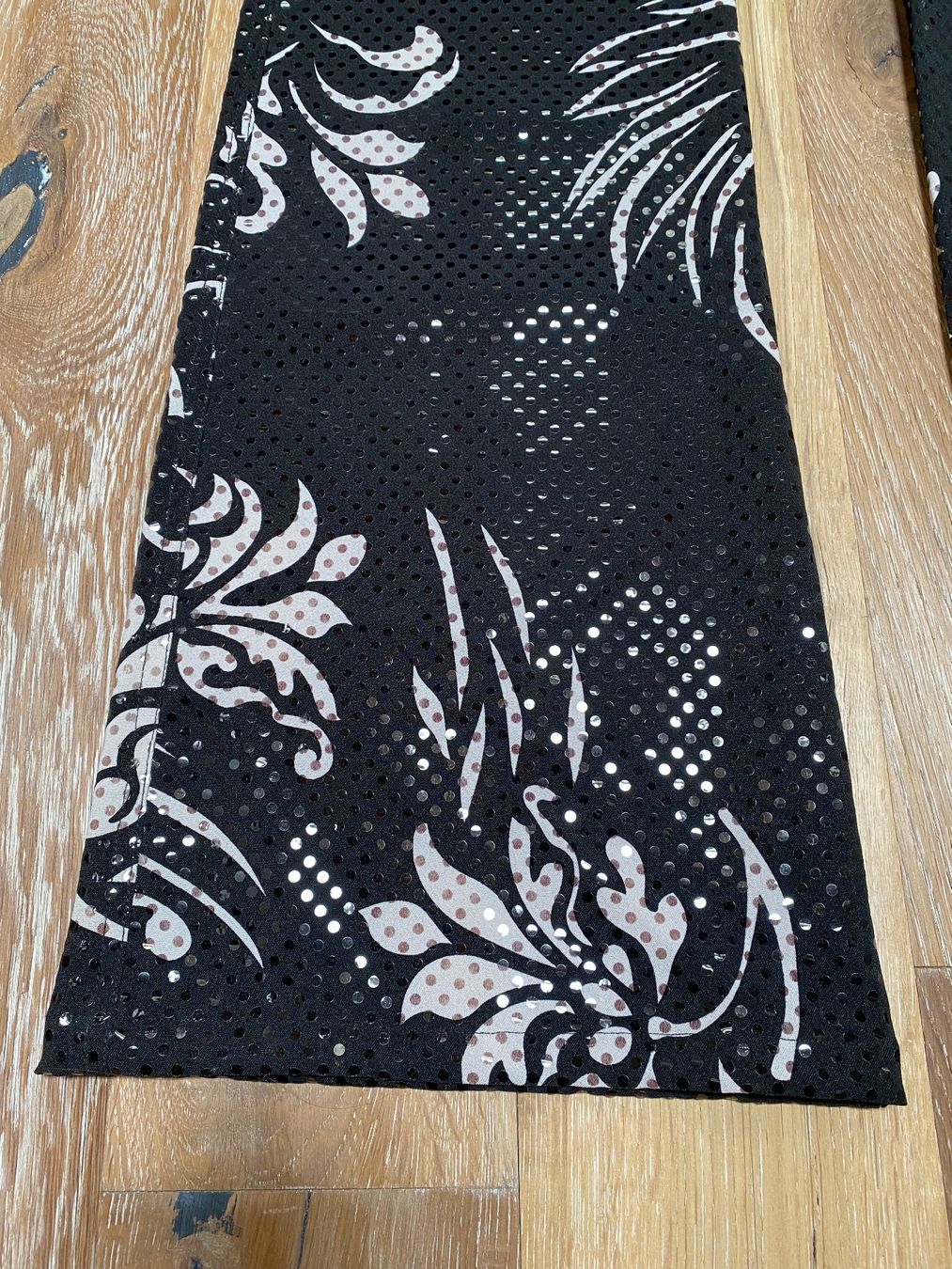 Pantaloni: Great vintage stretch sequined trousers. IT46 – Usato da Grund b. Gstaad venduto da PlageNeige 2