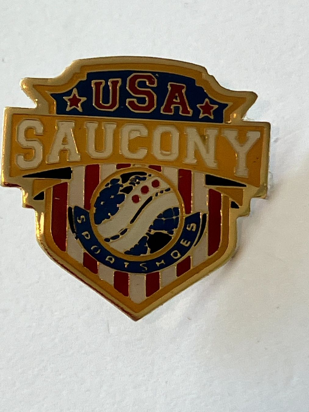 Plaquettes & Badges: 1 Pin USA Saucony – D'occasion à Basel par djwwpp