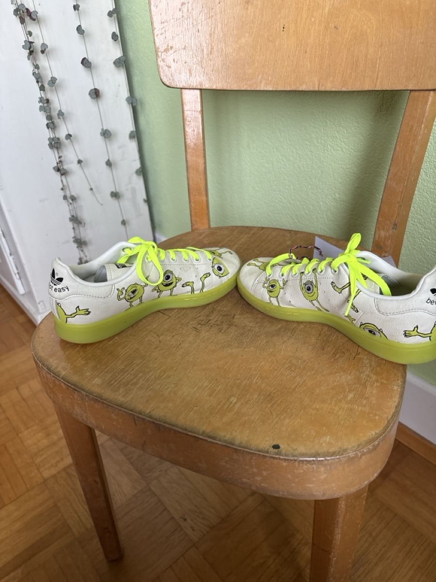 Adidas Scarpe da uomo: Basket Adidas Disney – Usato da Neuchâtel venduto da cam_lf7y 4