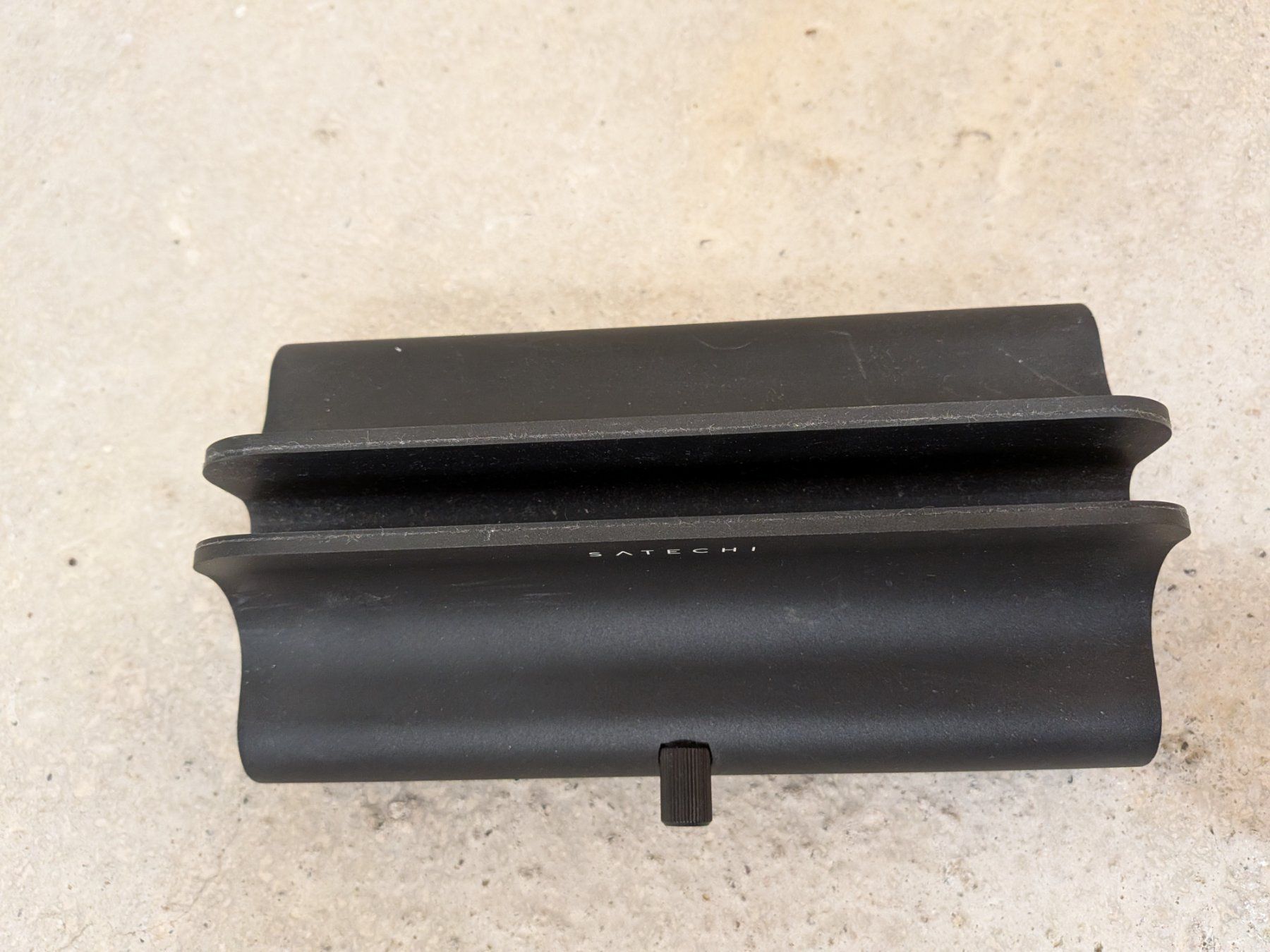 Satechi Racks & Cavalletti: Satechi Laptop Stand Halterung schwarz – Usato da Schlieren venduto da st.eve 1
