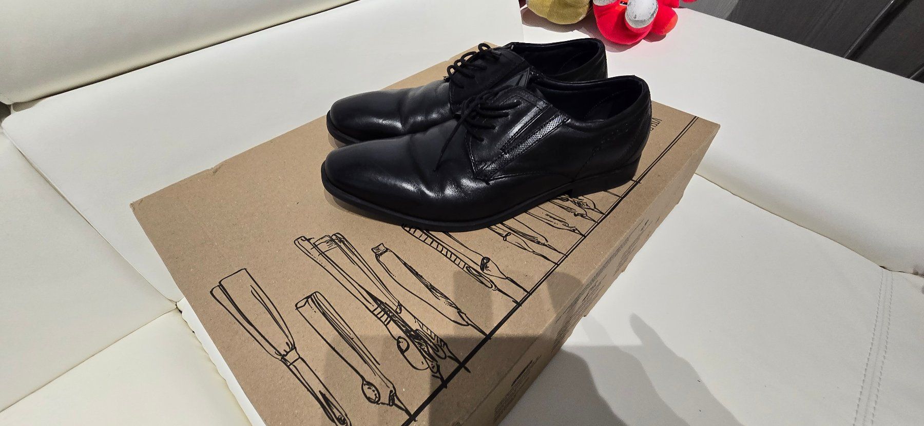 Bugatti Scarpe da uomo: Schnürschuh Bugatti Herren Grösse 42 – Usato da Chur venduto da Mikymiki