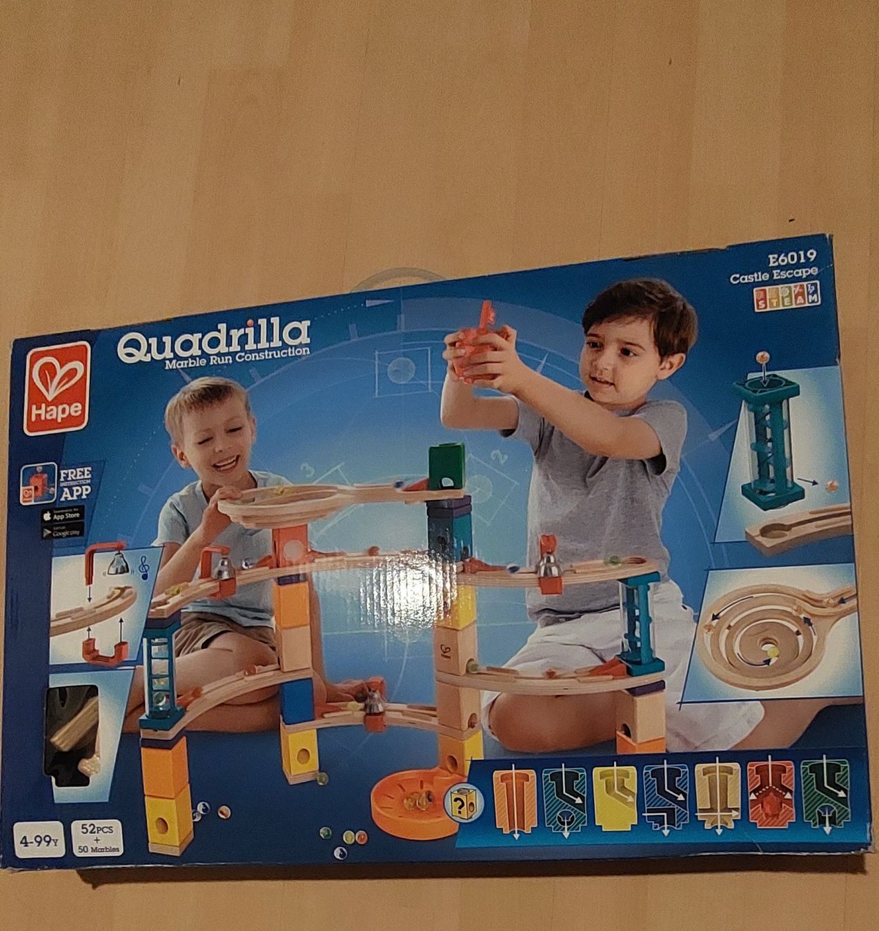 Biglie: Kugelbahn Quadrilla – Nuovo e nell'imballaggio originale da Unterbäch VS venduto da Nifadi