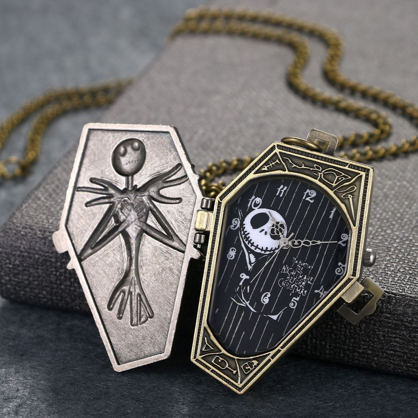 Uhren: montre de poche Jack Skellington – Neu und originalverpackt aus Delemont von Superchoice