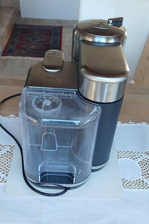 Nespresso Macchine per caffè & Macchine per espresso: Nespresso Vertuo Creatista  - wenig gebraucht – Usato da Altendorf venduto da Aura8 1