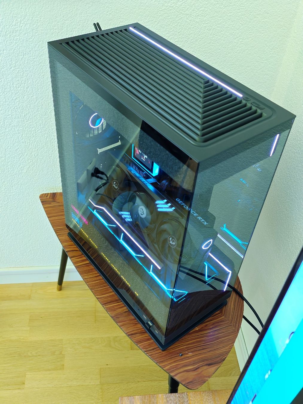 Intel PC: Gaming PC 270K Plus / RTX5080 / X2 Matrix – Nuovo (secondo la descrizione) da Kehrsatz venduto da Buildbar 4