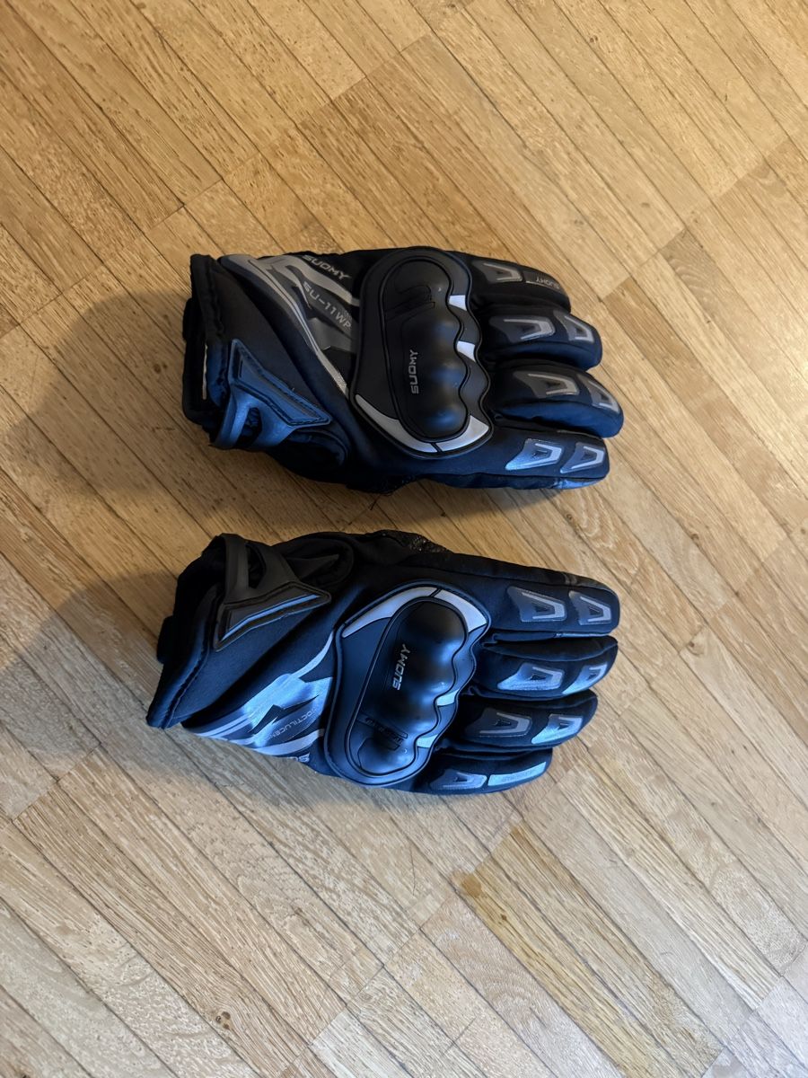 Handschuhe & Handstulpen: Motorradhandschuhe – Gebraucht aus Zofingen von nic_f5yd