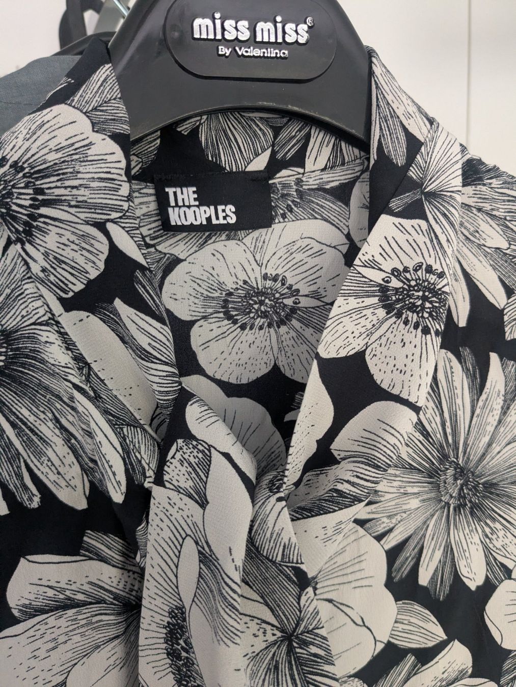 Kooples Chemisiers: The Kooples Bluse 100% Seide – D'occasion à Heerbrugg par Bkoeppel90 1