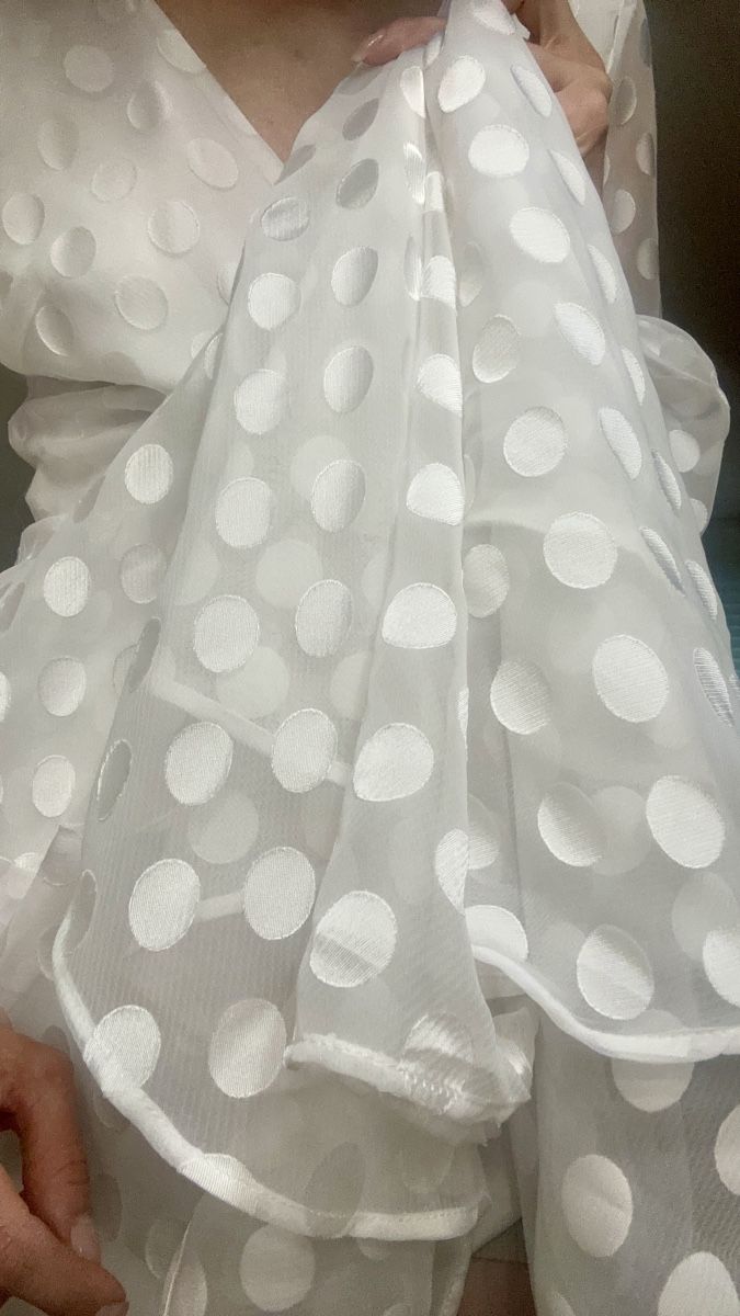 Guess Kleider: Guess Maxi Dress – Neu (gemäss Beschreibung) aus Ittigen von olg_z8sz 5
