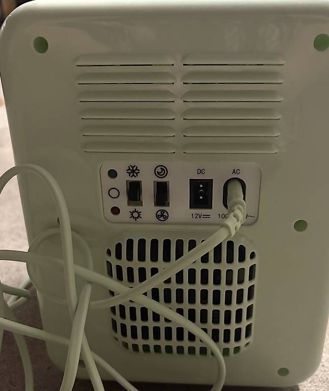 Frigoriferi: Mini Kühlschrank CREATE 4L mintgrün  neuwertig – Usato da Unterägeri venduto da mel_76mx 3