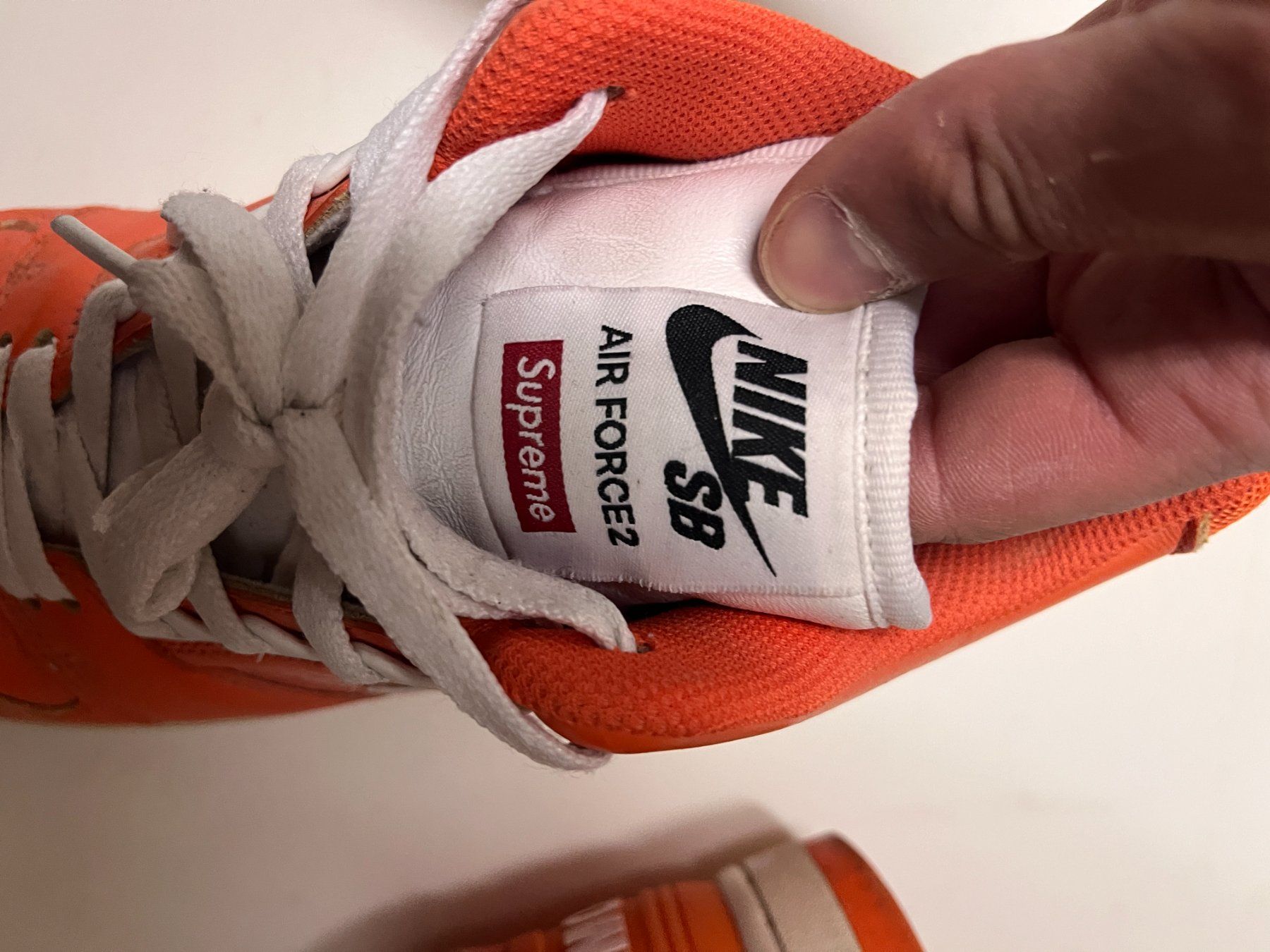 Supreme Herrenschuhe: Nike SB Dunk Low Supreme World Famous orange – Gebraucht aus Jona von Humpimumpi 4