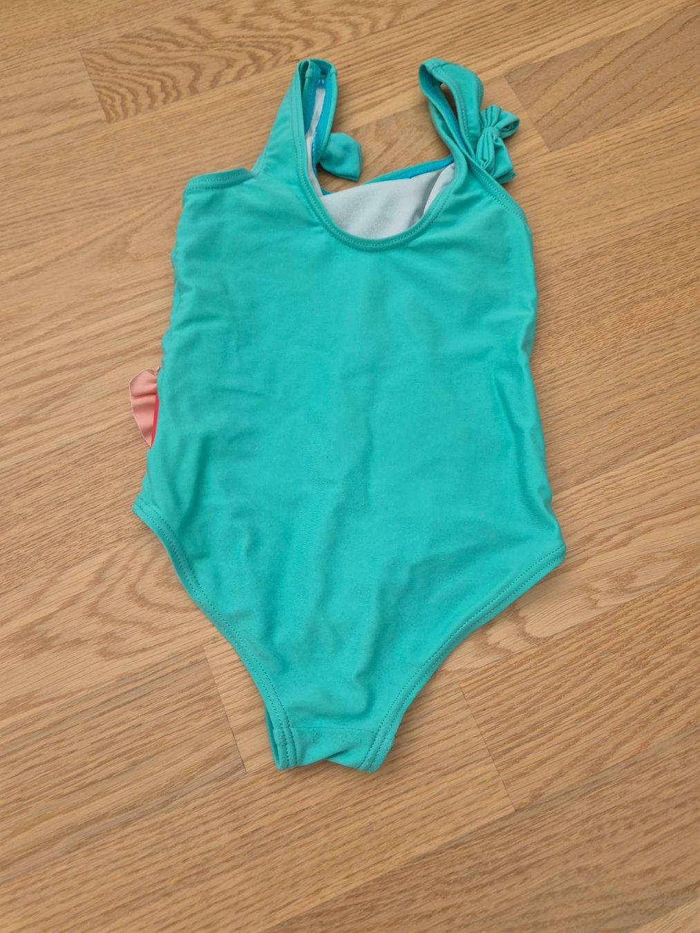 Costumi da bagno & Bikini: Badeanzug Kinder Grösse 98/104 – Usato da Pfäffikon SZ venduto da Ka6ka 1