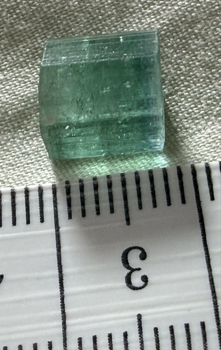 Minéraux & Lithothérapie: Turmalin 6,5ct – Neuf (Voir description) à Oberhof par RealStone 5