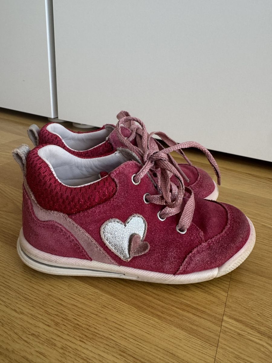 Superfit Schuhe für Jungen: Kinderschuhe Superfit, Grösse 24 – Gebraucht aus Zuchwil von AleskaS