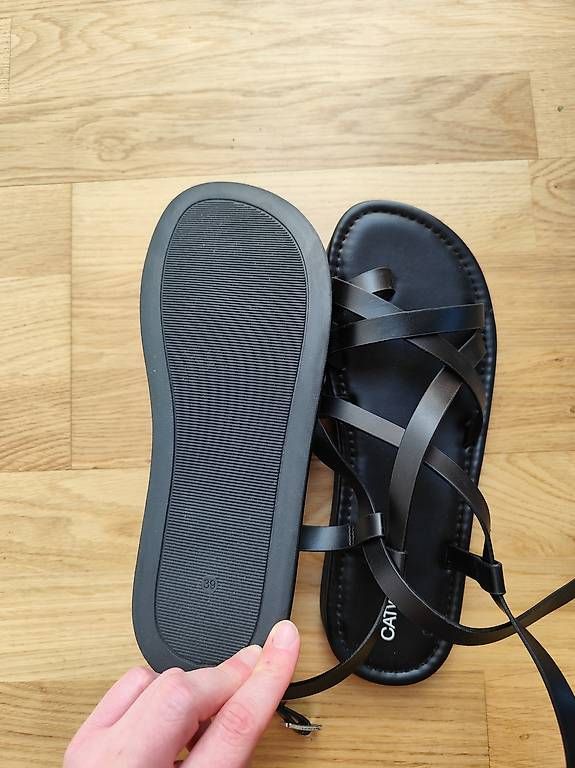 Damenschuhe: Sandalen Neu – Gebraucht aus Basel von viajesdemelli 2