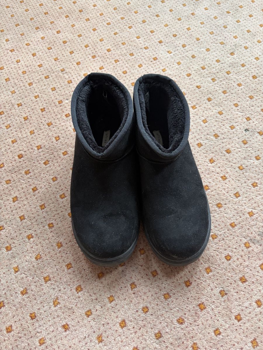 Scarpe da donna: Lefties Winter Boots Schwarz Grösse 38 – Usato da Engelberg venduto da Joango55 1