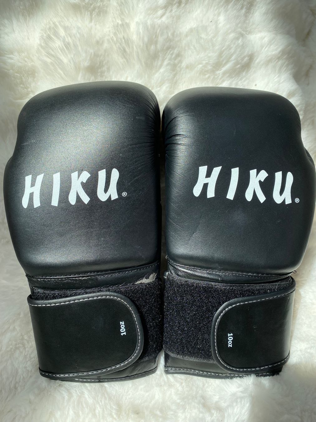 Sacchi da boxe: Boxsack Adidas 120cm und HIKU Boxhandschuhe – Usato da Bützberg venduto da moeide 1