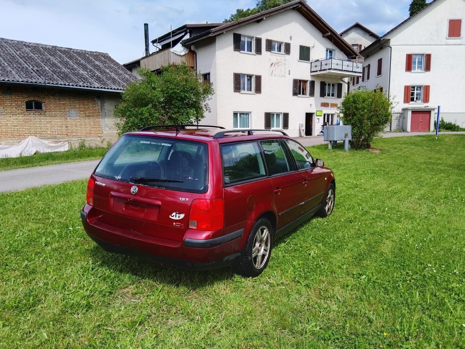 VW Automobili: VW Passat Variant 1.8T, Benzin, Schaltgetriebe – Usato da Märstetten venduto da donay 2