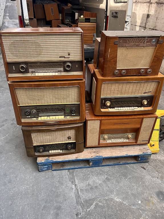 Radios: Radio Konvolut Oldtimer – Gebraucht aus Buchs ZH von phintage