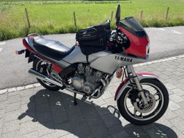 Yamaha XJ 900