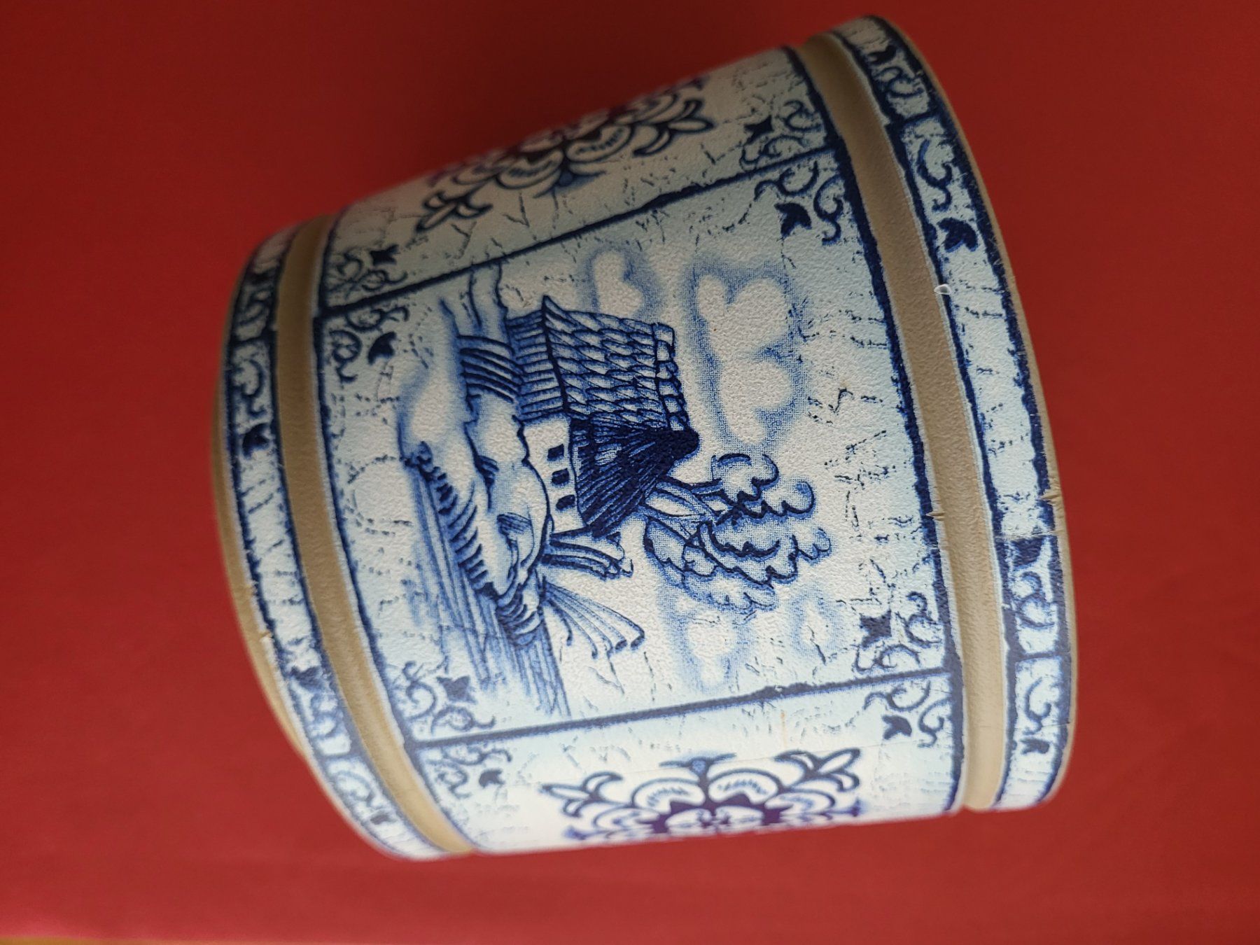 Pots de fleurs: Blumentopf, blau-weiss bemustert/Kunststoff – D'occasion à Eschlikon TG par Hirzliblick 5